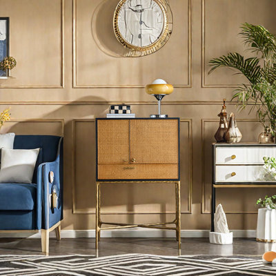 Armoire d'appoint vintage en rotin