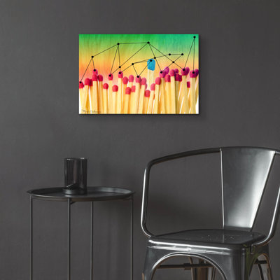 «Matches 2» par Mark Ashkenazi
