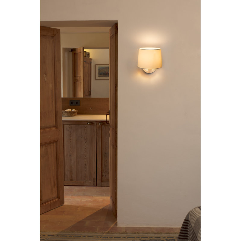Conga Wall Lamp, Matt White, White