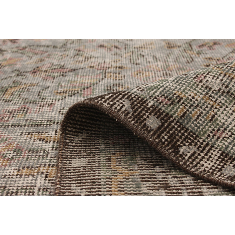 Tapis de la surface en laine 5 pi 5 po x 10 pi "one-of-kind" -the main noué la 1980 Bevin