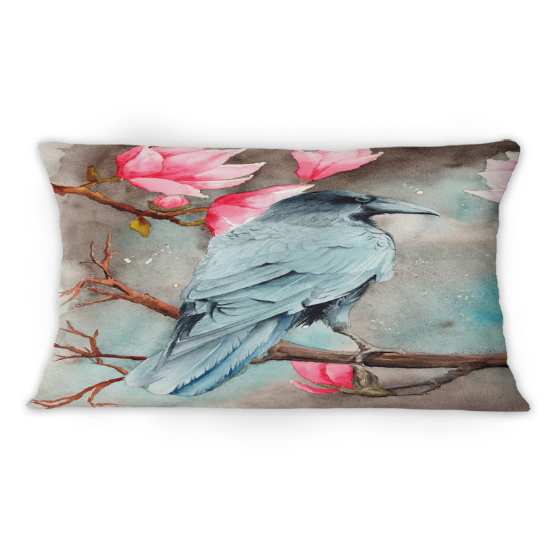 Un corbeau sur les branches de magnolia avec des fleurs - Coussin décoratif imprimé traditionnel 1