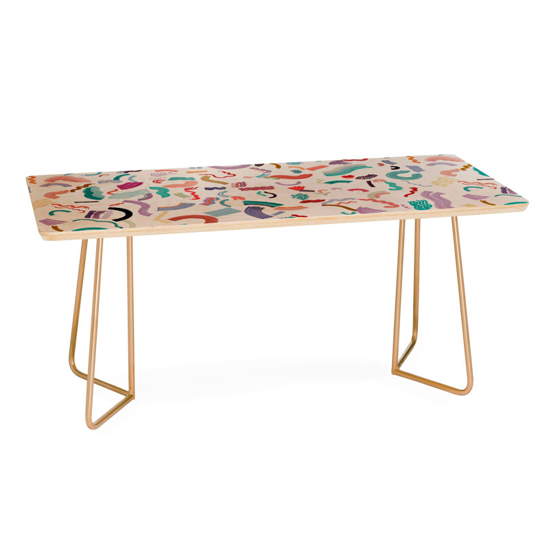 Table basse bouclée et zigzag ninola design