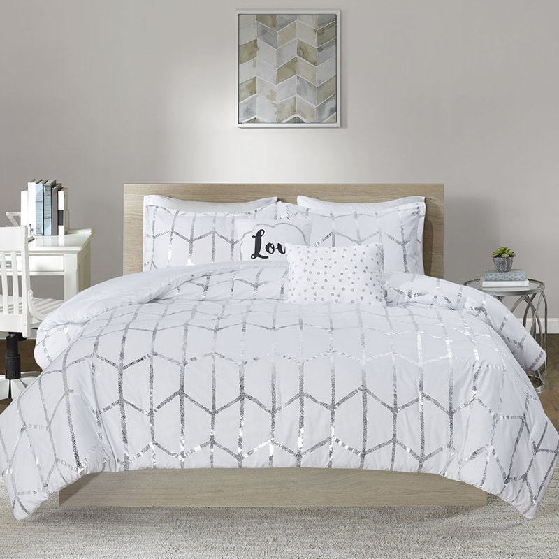 Double / grand drap et édredon imprimé métallique - géométrique argenté sur fond blanc, 2 taies décoratives, coussins décoratifs, literie avec taies décoratives, froissé