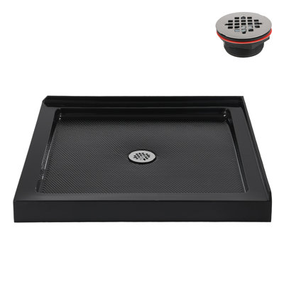 Base de douche en acrylique noir lustré avec drain central 36 po x 36 po Streamline NT-2241-36BL-CR Stream, drain inclus