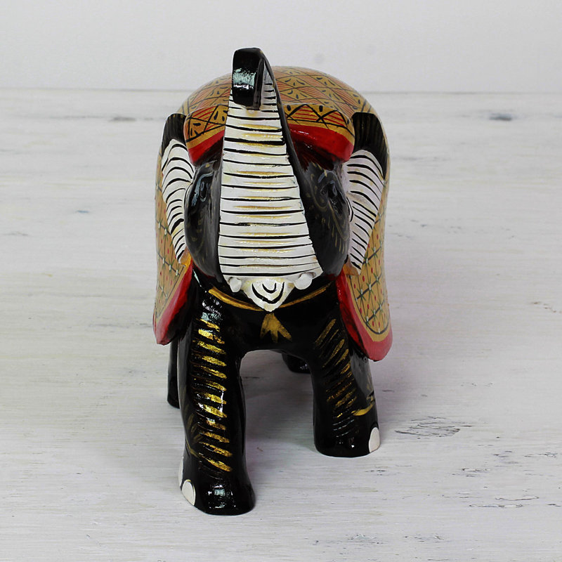 Animals Figurines & Sculptures