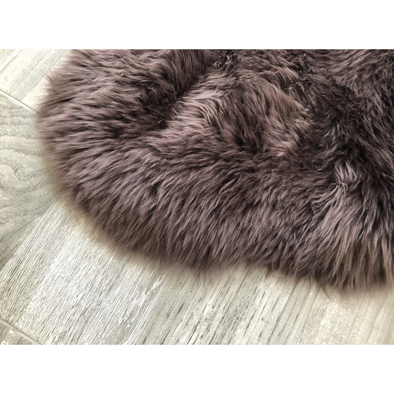 Whisenhunt Performance Faux Sheepskin Washable Indoor Rug, Novelty 2' x 4'