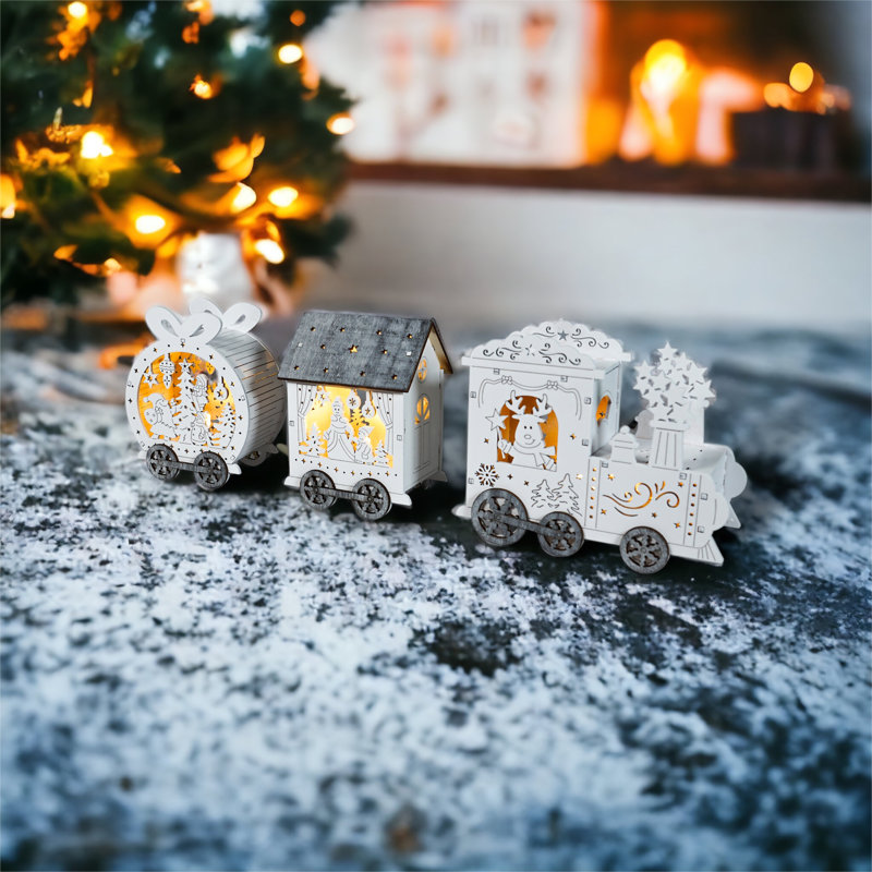 Kincheloe Christmas Decorative Accent