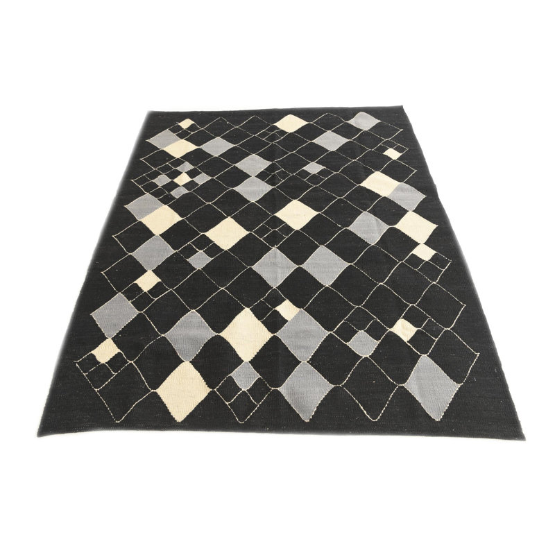 Tapis noir 5 Pinkerton