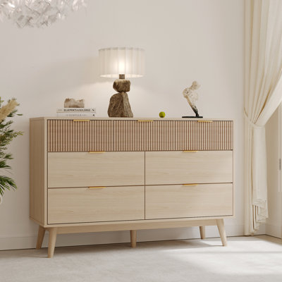 Commode 7 tiroirs couleur bois naturel - Surface rayée et poignées dorées