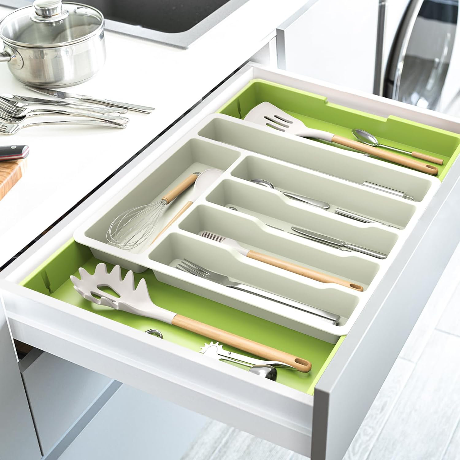 drawer-divider-richelieu-custom-cut-kitchen-drawer-organizer