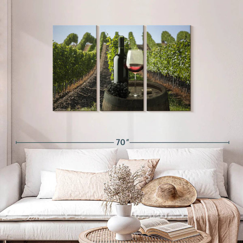 Yarlin Vineyard Wine Tasting, 28" H x 45" W
