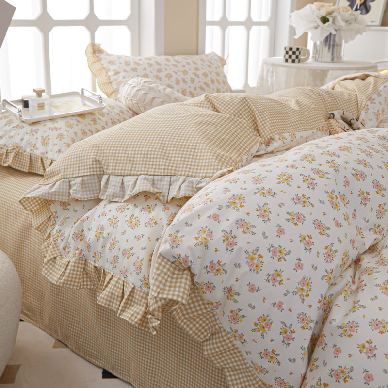 Microfiber Floral Print Comforter Set, Queen Comforter + 2 Pillowcases