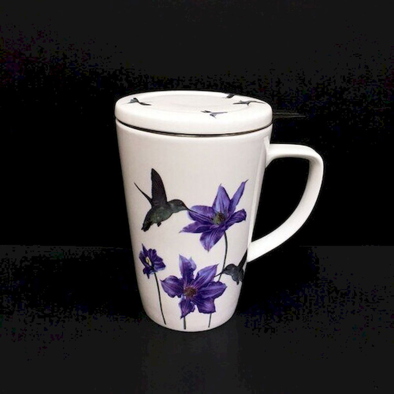 Tasse de colibri à fleurs mauves