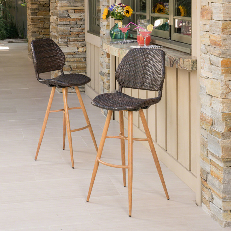 Tabourets de bar brun en rotin durable de style Mid-Century