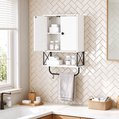 Armoire de salle de bain Farmhouse avec portes et tablette réglable, armoire de rangement au-dessus de la toilette avec porte-serviettes, armoire à pharmacie murale pour salle de bain