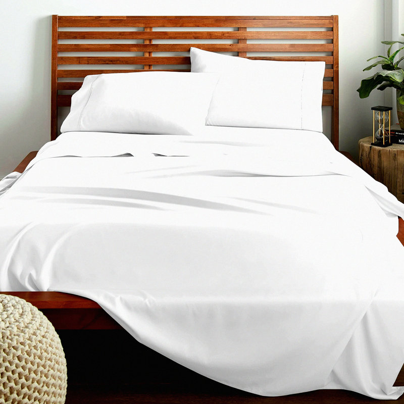 UltraSoft Breathable White Microfiber Sheets - Hypoallergenic Twin Size Set with Deep Pockets. Fade & Wrinkle Resistant, Easy Fit. Oeko-Tex Certified.