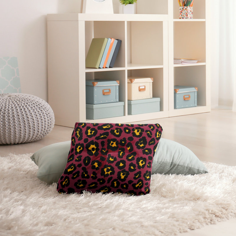 Housse et insert de coussin carré touffeté, H 26 po x l 26 po x P 3 po, Rouge / Noir / Jaune