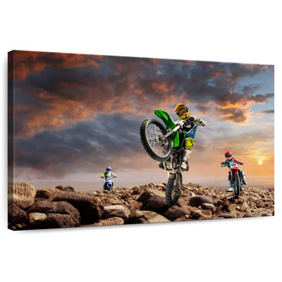 Sireci Volcano Dirt Bike Race