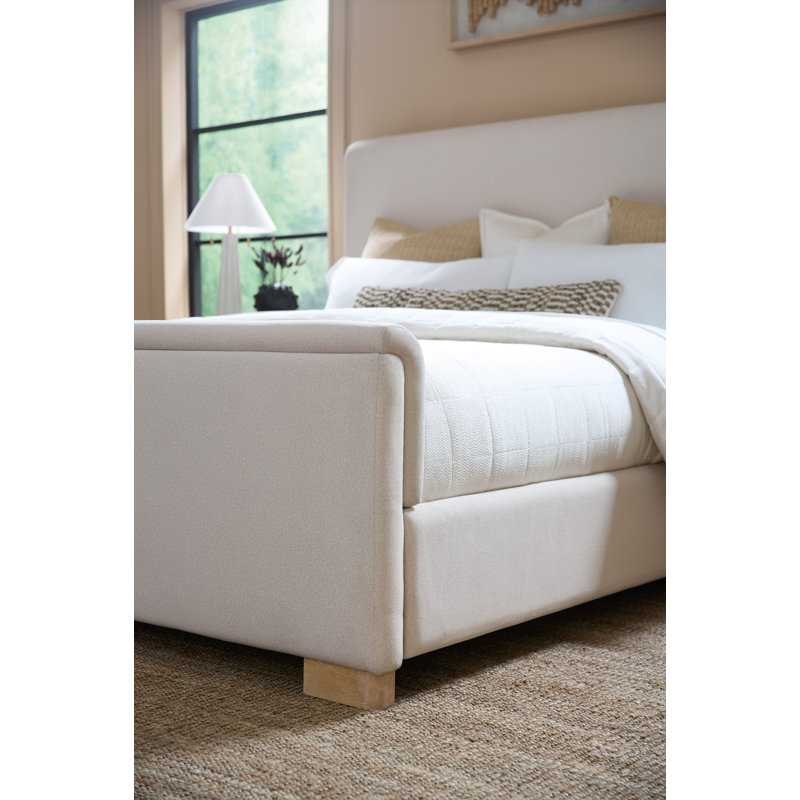 Banyon Bay Queen Upholstered Bed, King