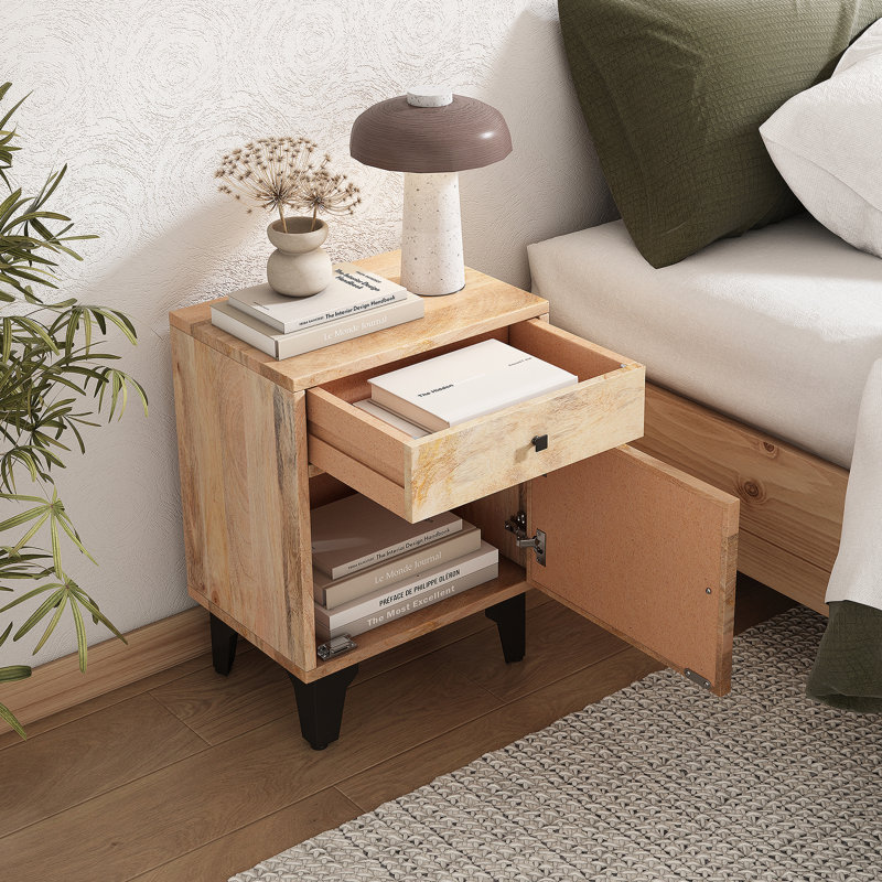 Table de chevet en bois massif