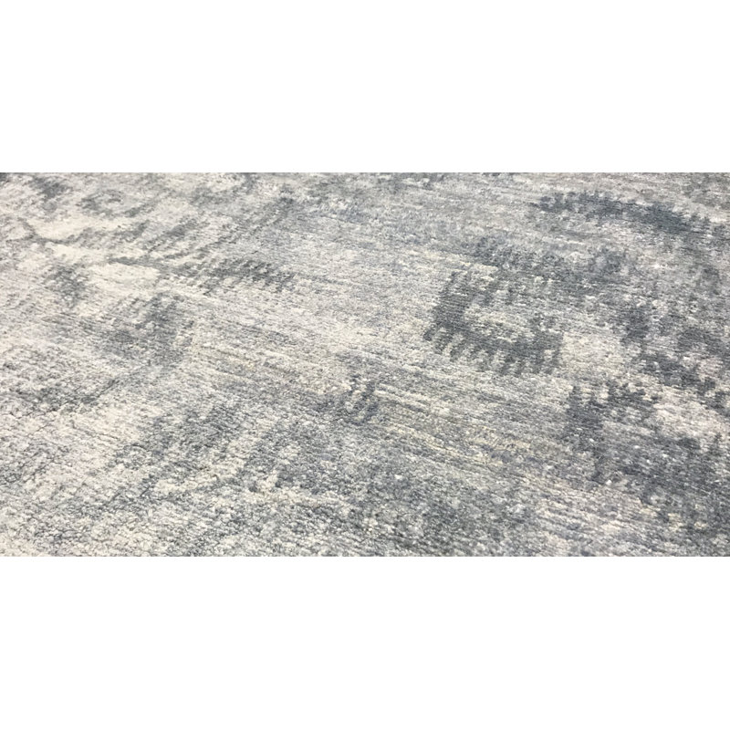 Damask Area Rug in Blue