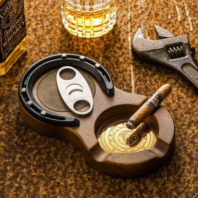 Sous-verre en bois et verre à whisky avec cendrier, plateau fait à la main en fer à cheval, brun