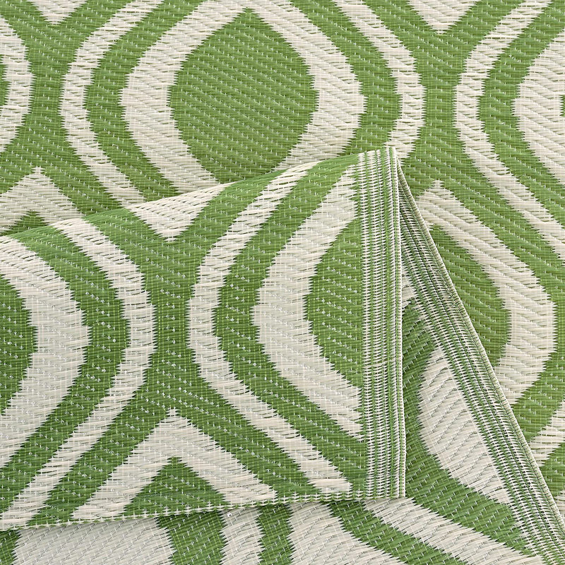 Tilford Damask Indoor / Outdoor Rug, Rectangle 6' x 9'
