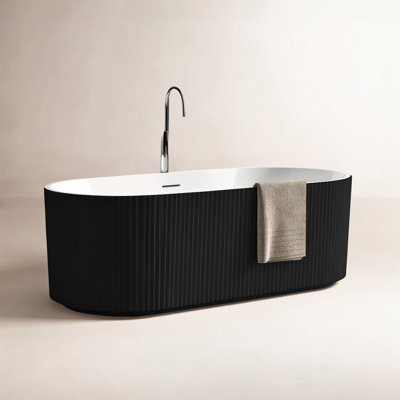 67" Freestanding Soaking Bathtub with Drain