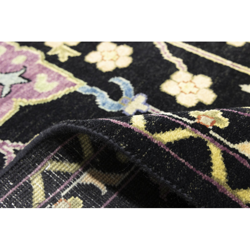 Tapis noir traditionnel Oushak Chobi
