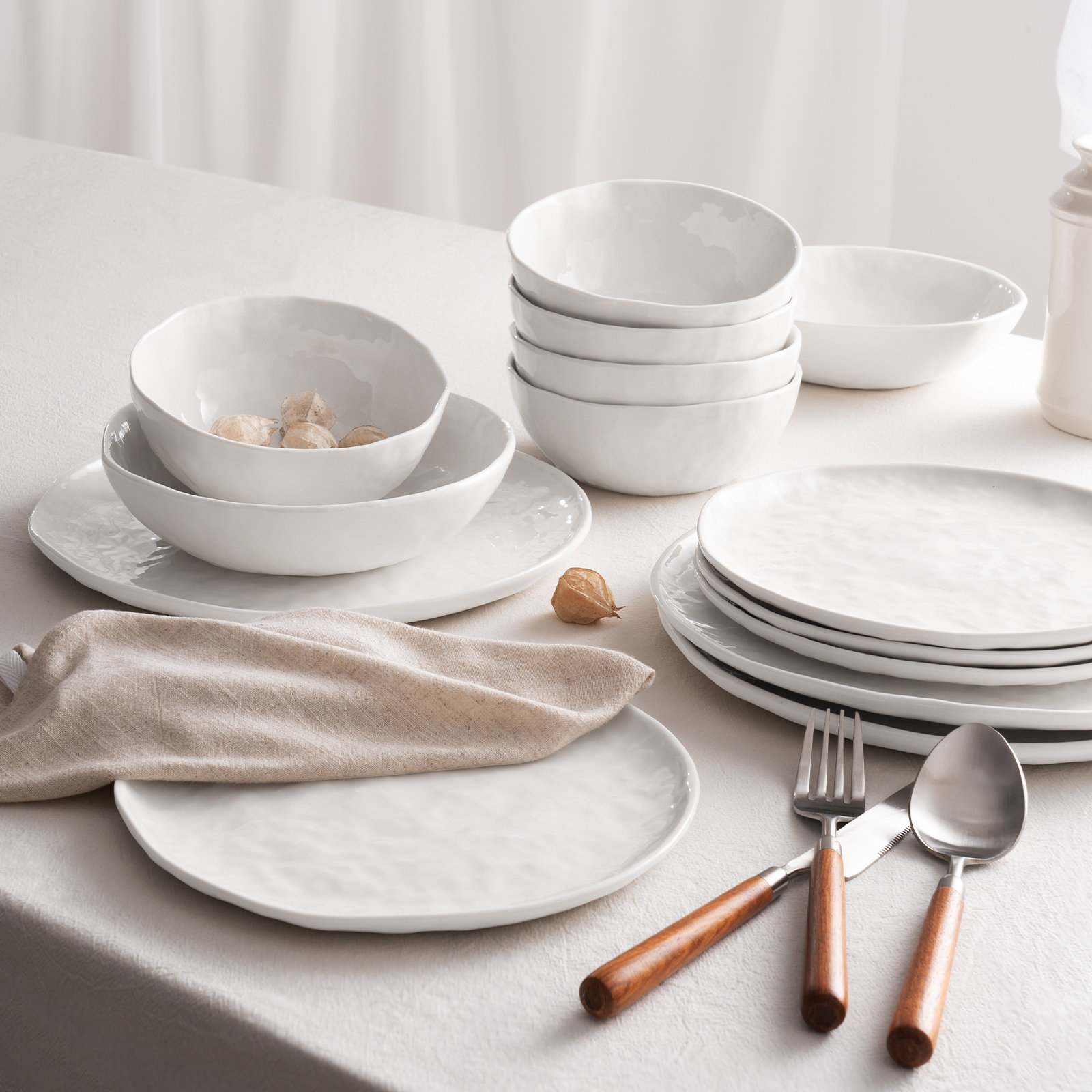 Sanjay Porcelain Dinnerware Set, White