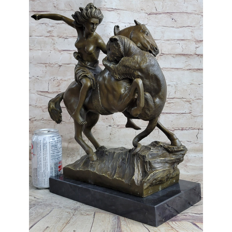 Figurines et sculptures Harri
