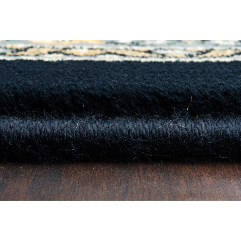 Tapis bleu/ivoire Attell, Rectangle 6 pi 7 po x 9 pi 6 po