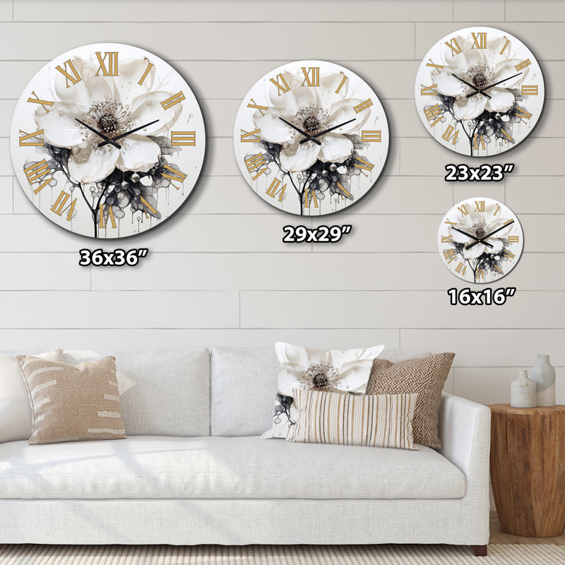 «Blossoming Beautyin Minimalisme Beauté III - Horloge murale Minimalisme», Petit