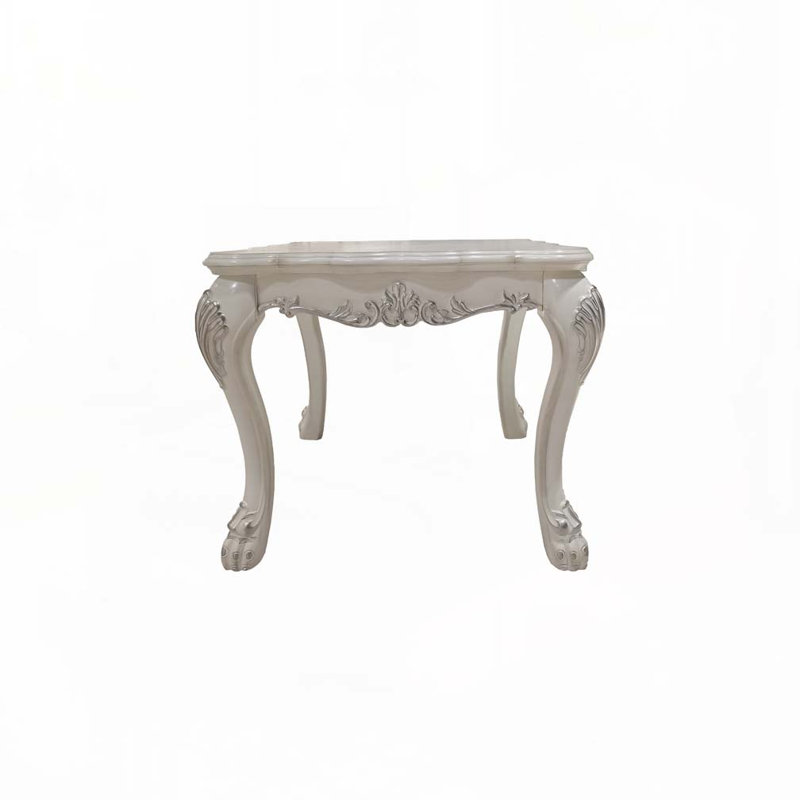 Table basse en bois avec 4 pieds