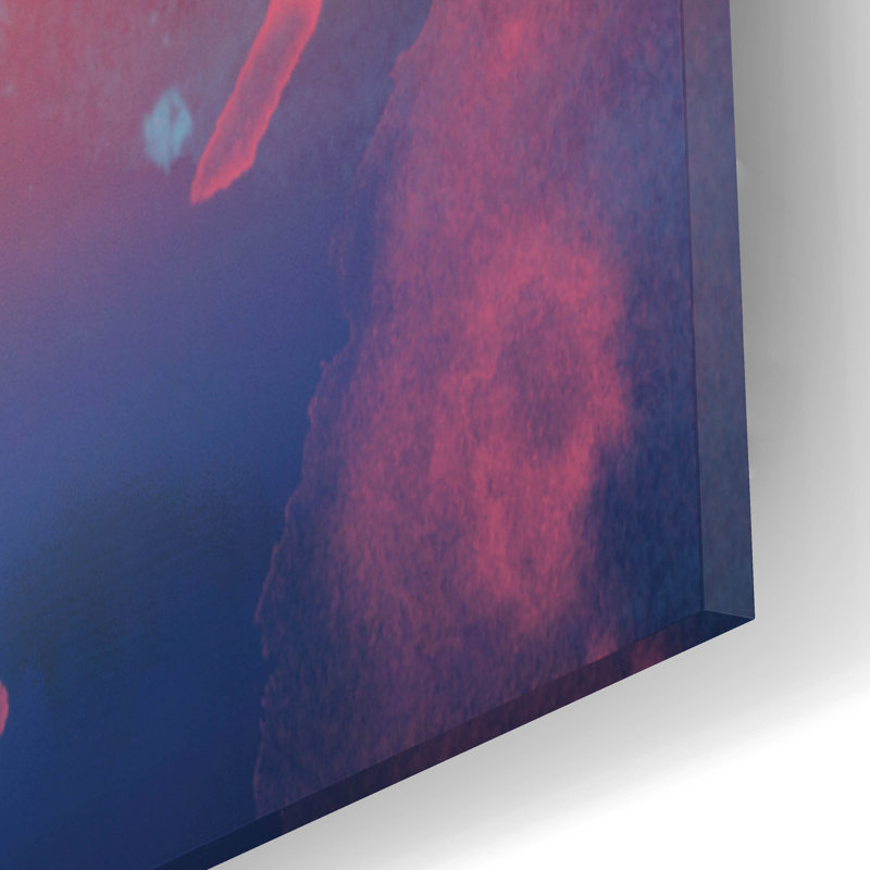 «Dancing» par Mark Ashkenazi, H 12 po x l 16 po x P 0,13 po
