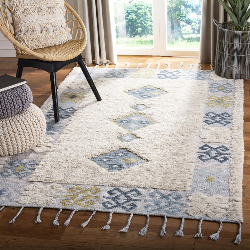 Joppatowne Hand Loomed Wool Southwestern Rug, Rectangle 4' x 6'