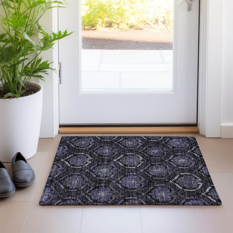 Shivana Washable Damask Indoor / Outdoor Rug, Rectangle 1'8" x 2'6"
