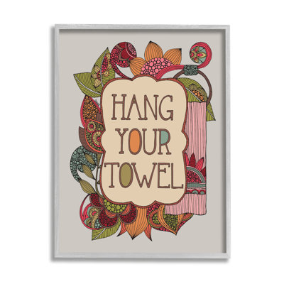 «Hang Your Towel Intricate Floral Mandala Shapes» par Valentina Harper - cadre flottant, impression sur toile