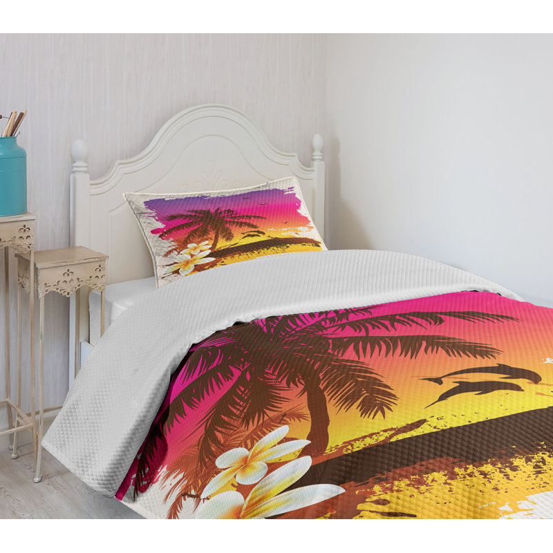 Tropical Sunset Twin Quilted Bedspread Set in White Polyester