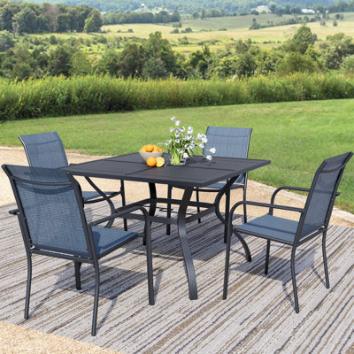 Ensemble de salle à manger 5 pièces pour l'extérieur, table carrée en métal avec 4 chaises bleu clair, table de patio noire avec trou de parasol pour jardin, cour, patio