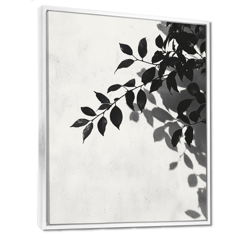 «Black Leaves Shadow Silhouette II», art mural grandes feuilles, H 40 po x l 30 po, Reproduction avec cadre flottant, Blanc