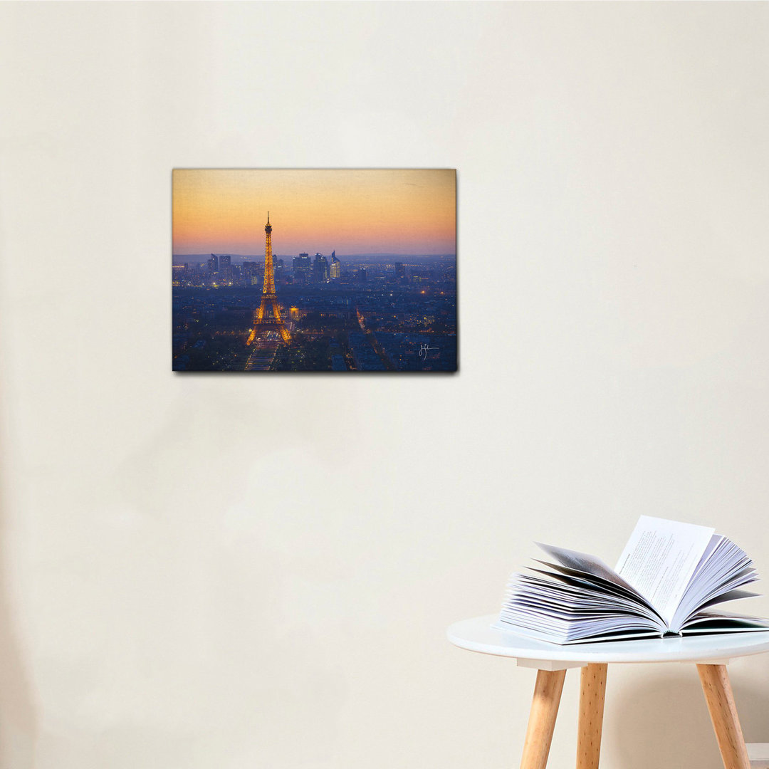 Leinwandbild Eiffel Tower at Sunset von Jim Zuckerman