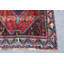 Tapis unique en laine noué à la main des années 1950 de 4 pi 12 po x 5 pi 11 po en rouge / bleu / beige