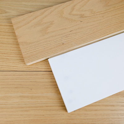Plancher de bois franc d'ingénierie à rainure et languette (0,59 po d'épaisseur x 47,64 po de longueur x 6,5 po de largeur) (ensemble de 2)