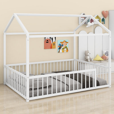 House Shaped  Floor Bed With Safety Fence For Toddlers