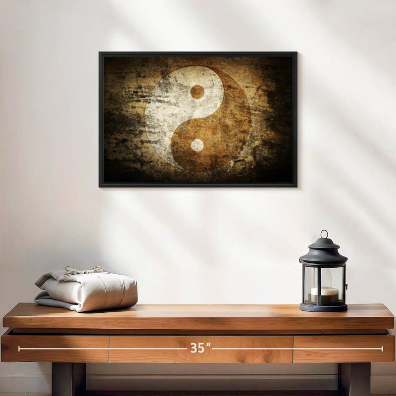 Adella Yin et Yang, H 13 po x l 19 po