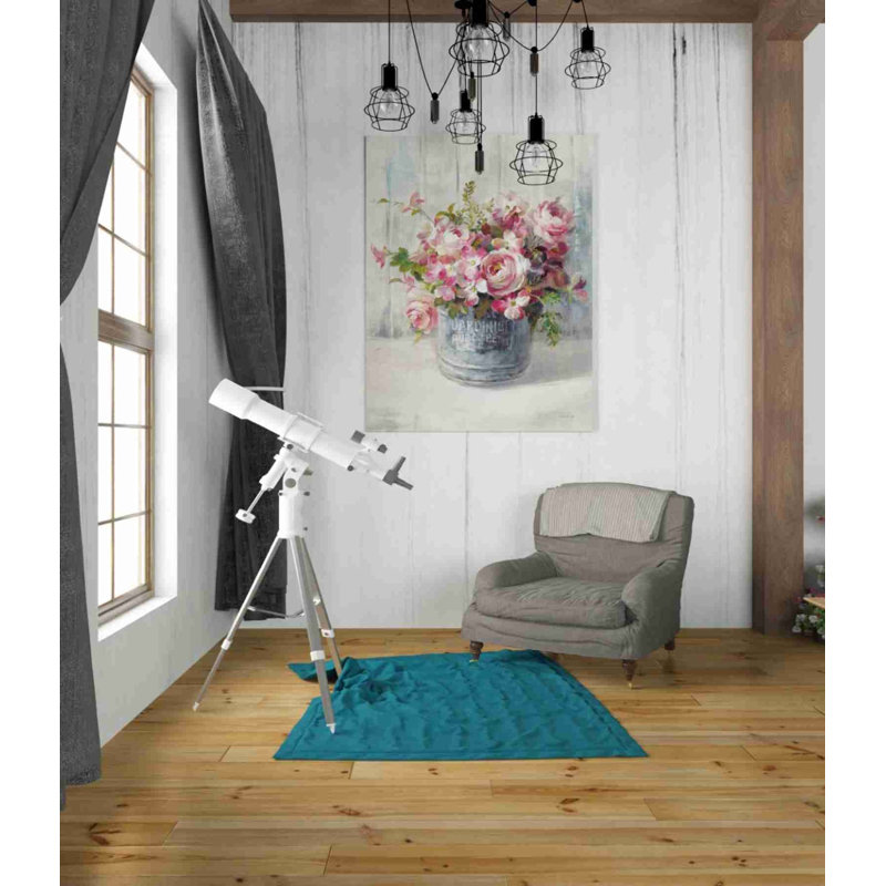«Garden Blooms I» par Danhui Nai, art mural sur toile, H 40 po x l 26 po x P 1,25 po