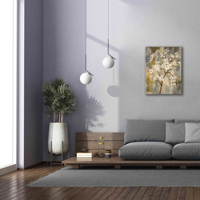 «Neutral Branches I» par Silvia Vassileva, art mural sur toile, H 34 po x l 26 po x P 1,5 po