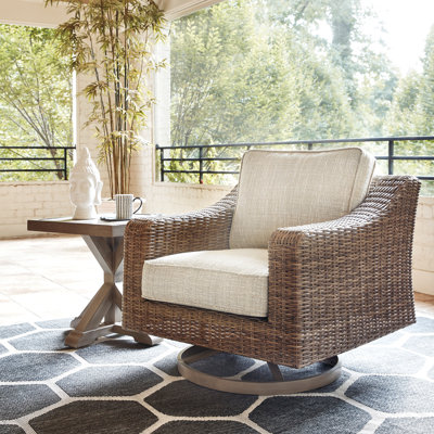 Danny Swivel Wicker Outdoor Lounge Chair