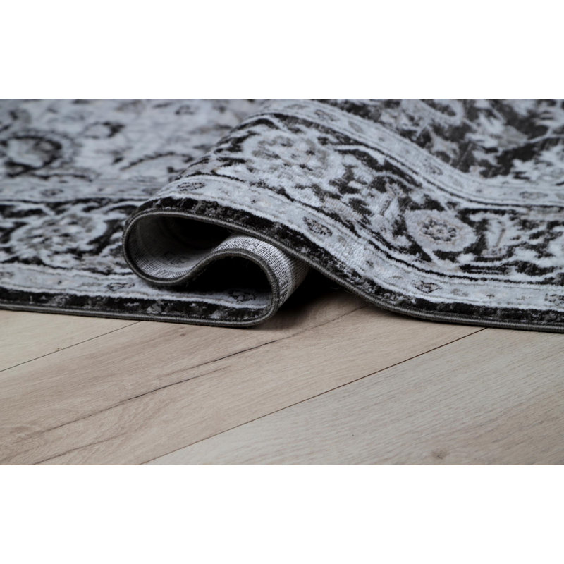 Giara Oriental Indoor Rug, Rectangle 5'2" x 7'5"